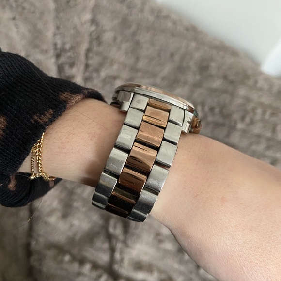 Michael Kors Watch - Picture 3 of 5